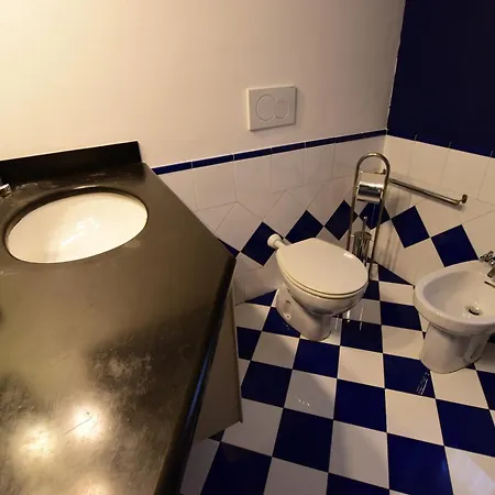 Apartment Casa Riccola Vicino All'acquario In Centro Storico Con Ascensore Genoa