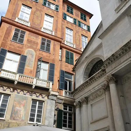 Apartment Casa Riccola Historic Center Near The Aquarium With Elevator