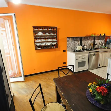 Apartment Casa Riccola Historic Center Near The Aquarium With Elevator Genoa