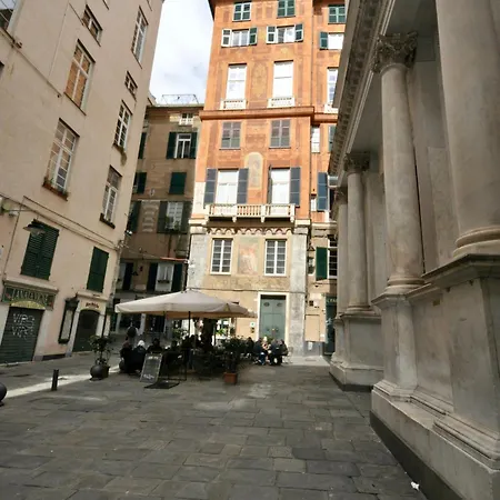 Apartment Casa Riccola Historic Center Near The Aquarium With Elevator