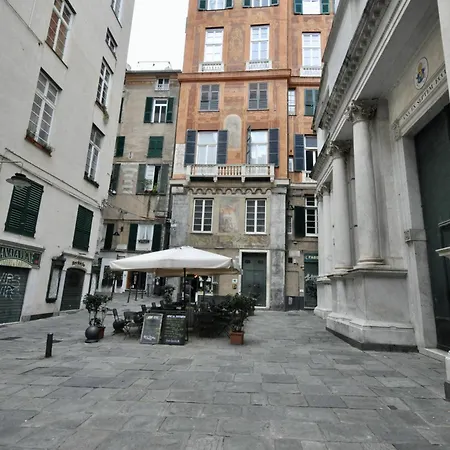 Apartment Casa Riccola Historic Center Near The Aquarium With Elevator Genoa