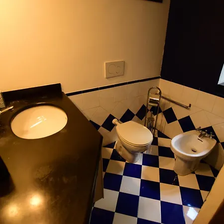 Apartment Casa Riccola Historic Center Near The Aquarium With Elevator *