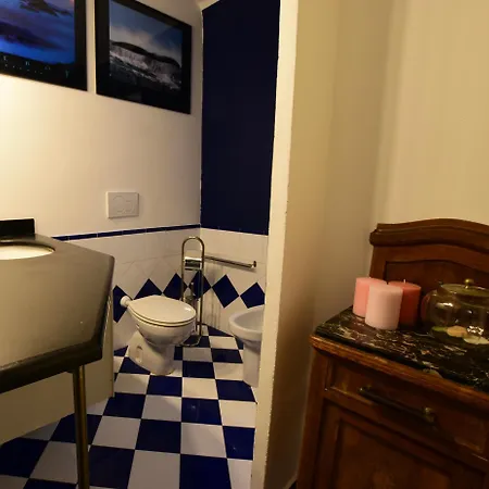 Casa Riccola Historic Center Near The Aquarium With Elevator Apartment *